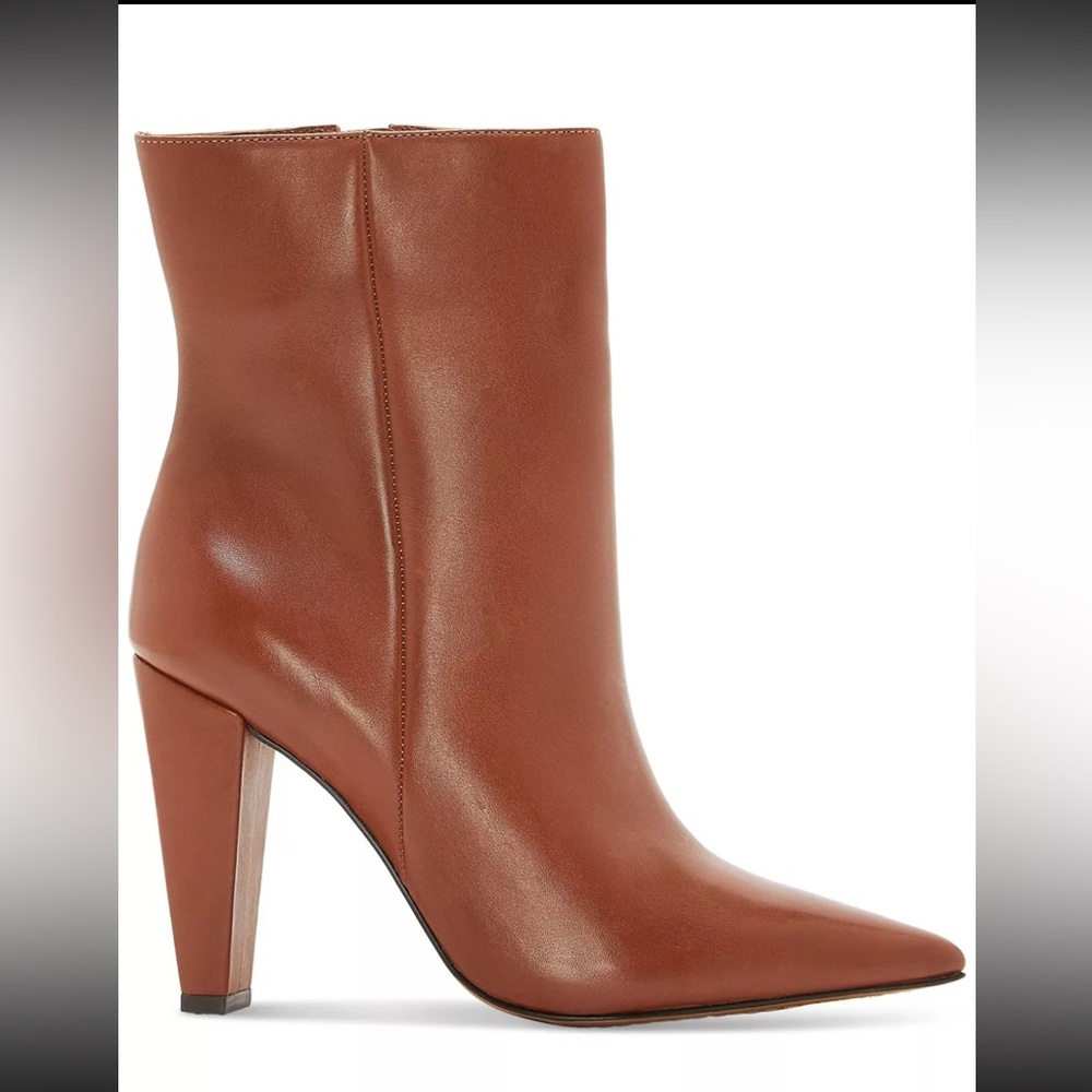 NWT VINCE CAMUTO Womens Brown Membidi Pointed Toe Cone Heel Leather Booties 7.5